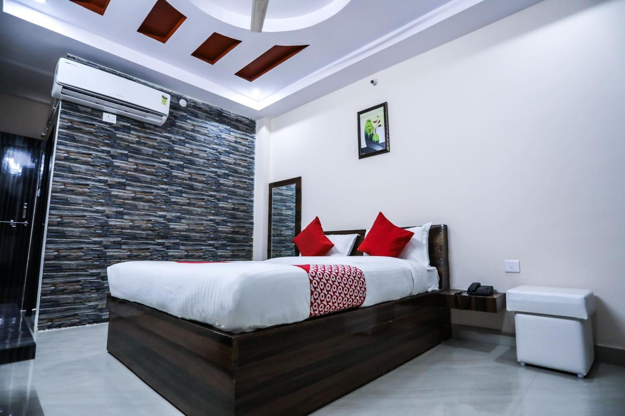 Capital O Smart City Bhopal Exterior photo